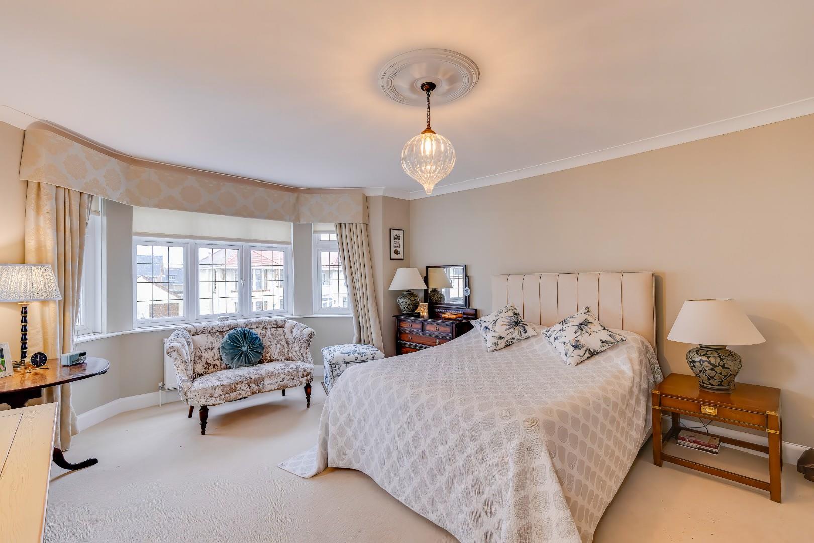 Victoria Avenue, Porthcawl, Bridgend County Borough, CF36 3EY